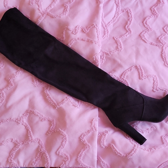 💥 New Black Knee boots 👢 - Picture 4 of 8